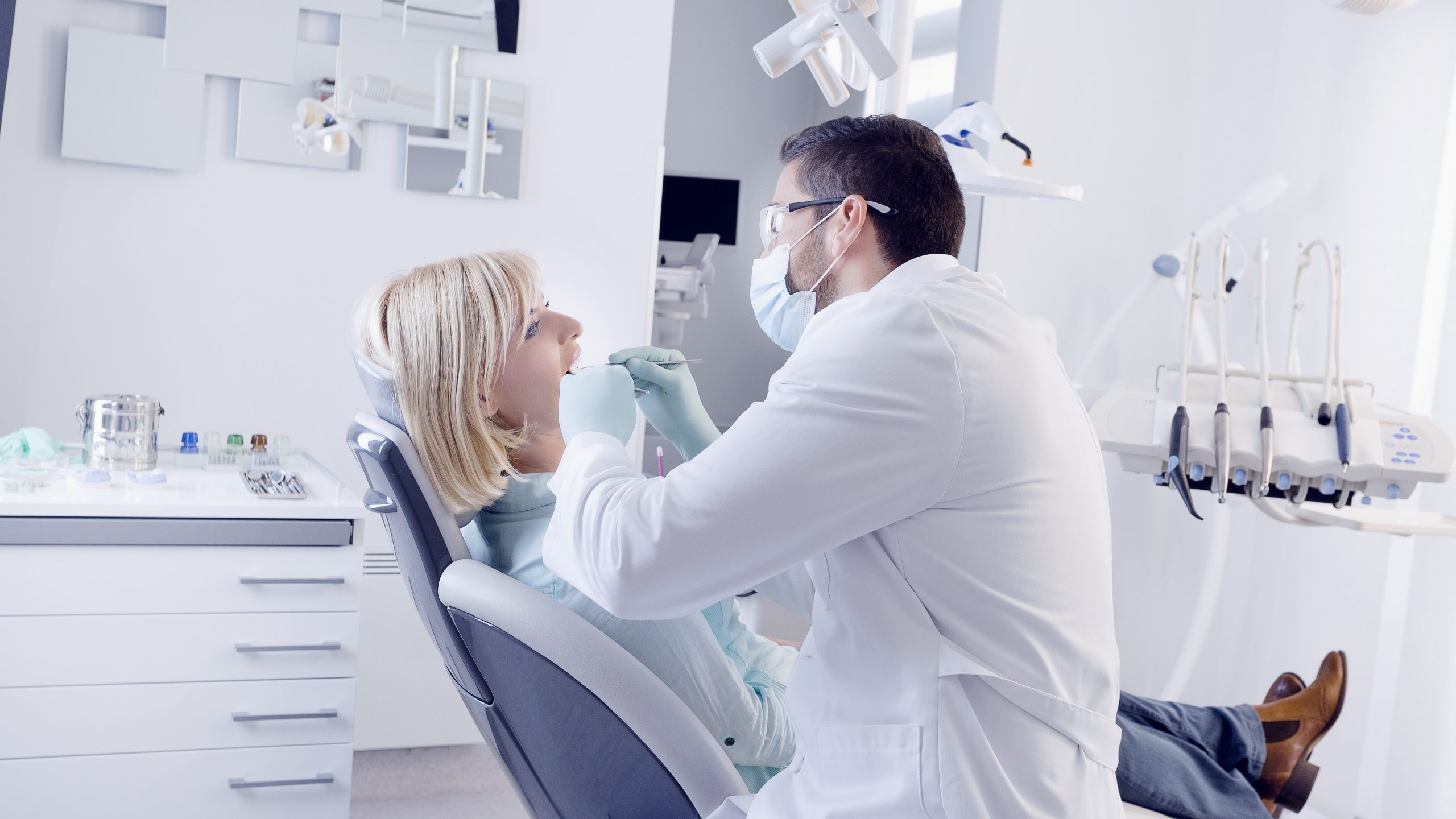Dentist in Lyons, KS